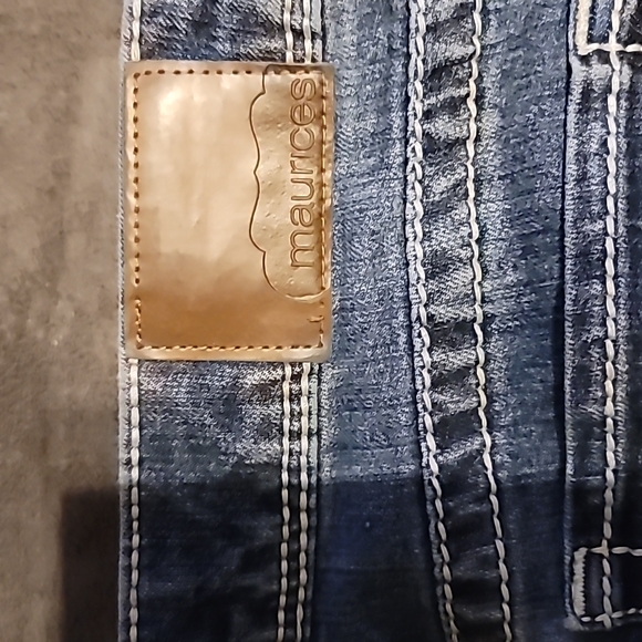 Jeans - Picture 3 of 5